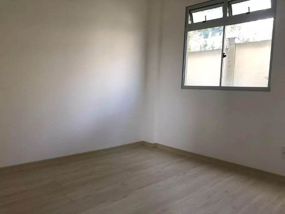 Apartamento à venda com 2 quartos, 45m² - Foto 4