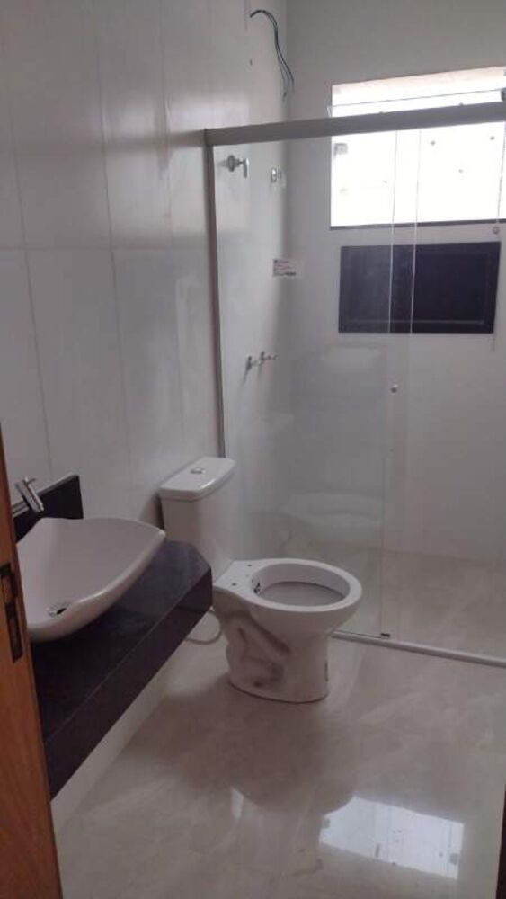 Casa à venda com 3 quartos, 97m² - Foto 4