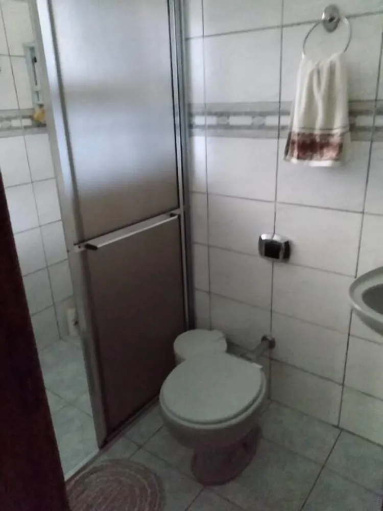 Casa, 3 quartos, 240 m² - Foto 4