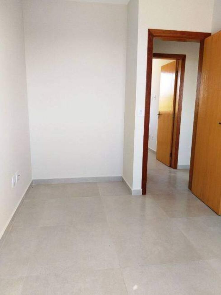 Apartamento à venda com 3 quartos, 60m² - Foto 4
