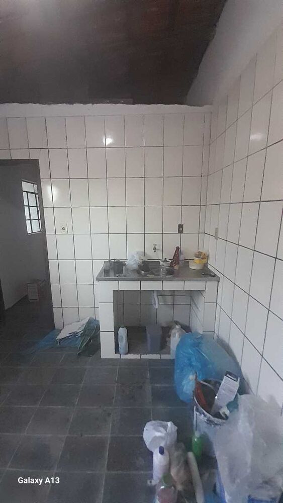Casa para alugar com 2 quartos, 44m² - Foto 1