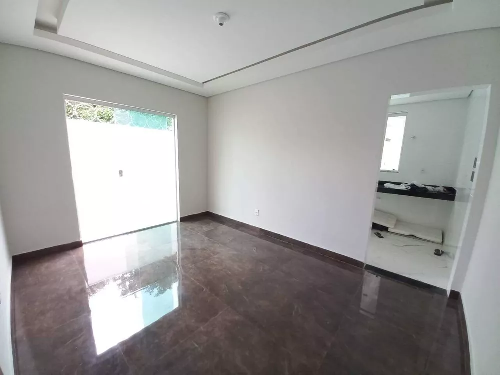 Apartamento à venda com 2 quartos, 47m² - Foto 2