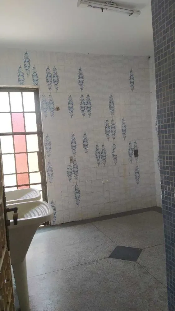 Casa, 6 quartos, 589 m² - Foto 11