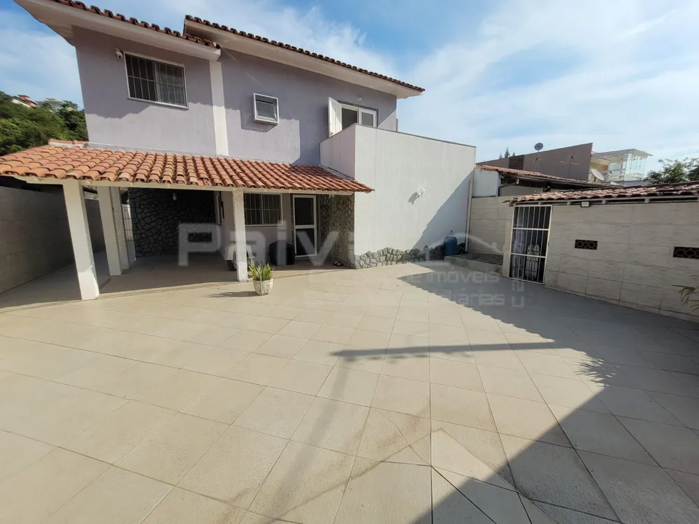 Casa, 5 quartos, 200 m² - Foto 9