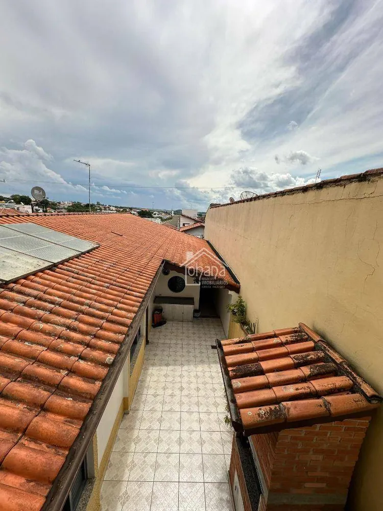 Casa, 4 quartos, 236 m² - Foto 2