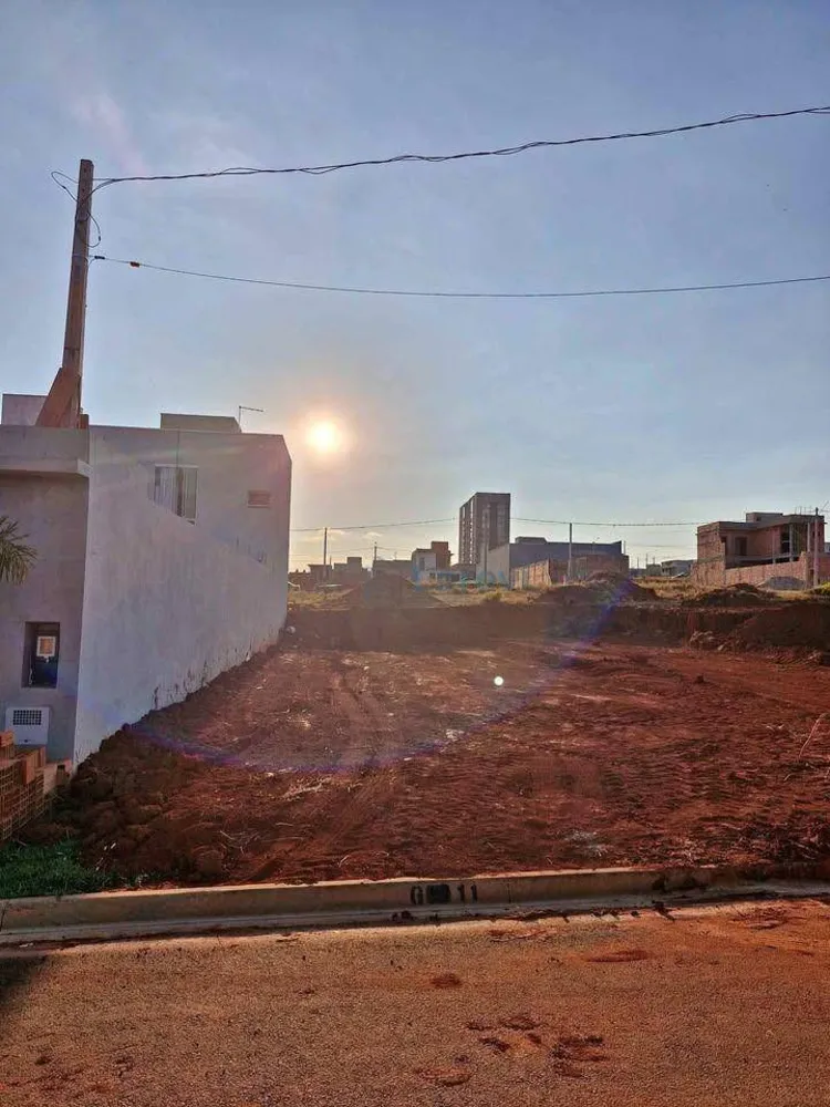 Terreno, 180 m² - Foto 1