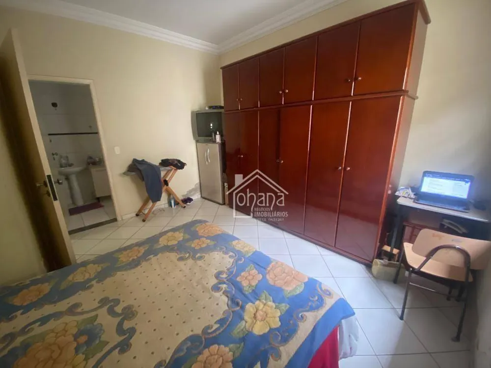Casa, 3 quartos, 157 m² - Foto 1