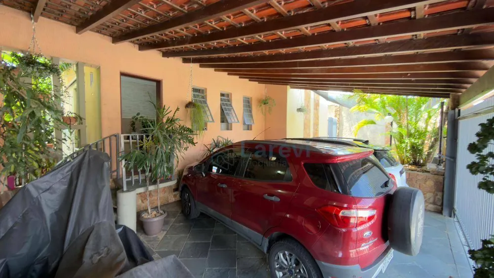 Casa, 3 quartos, 200 m² - Foto 1