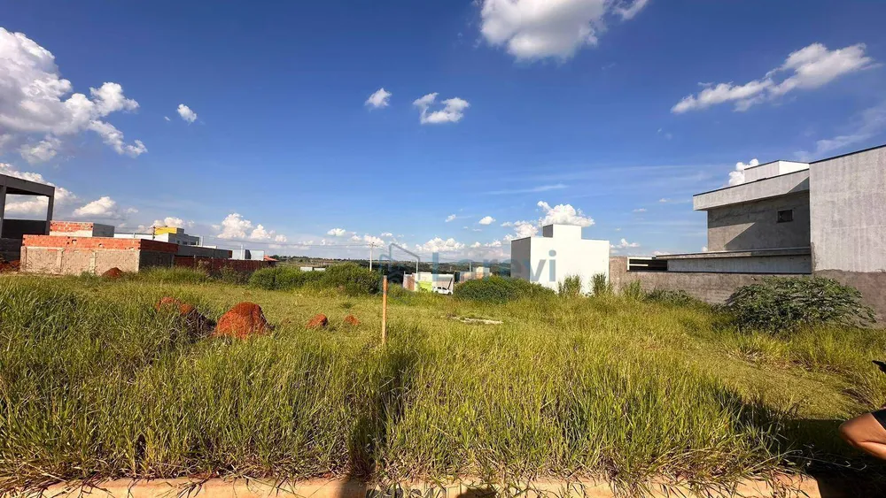 Terreno, 180 m² - Foto 1