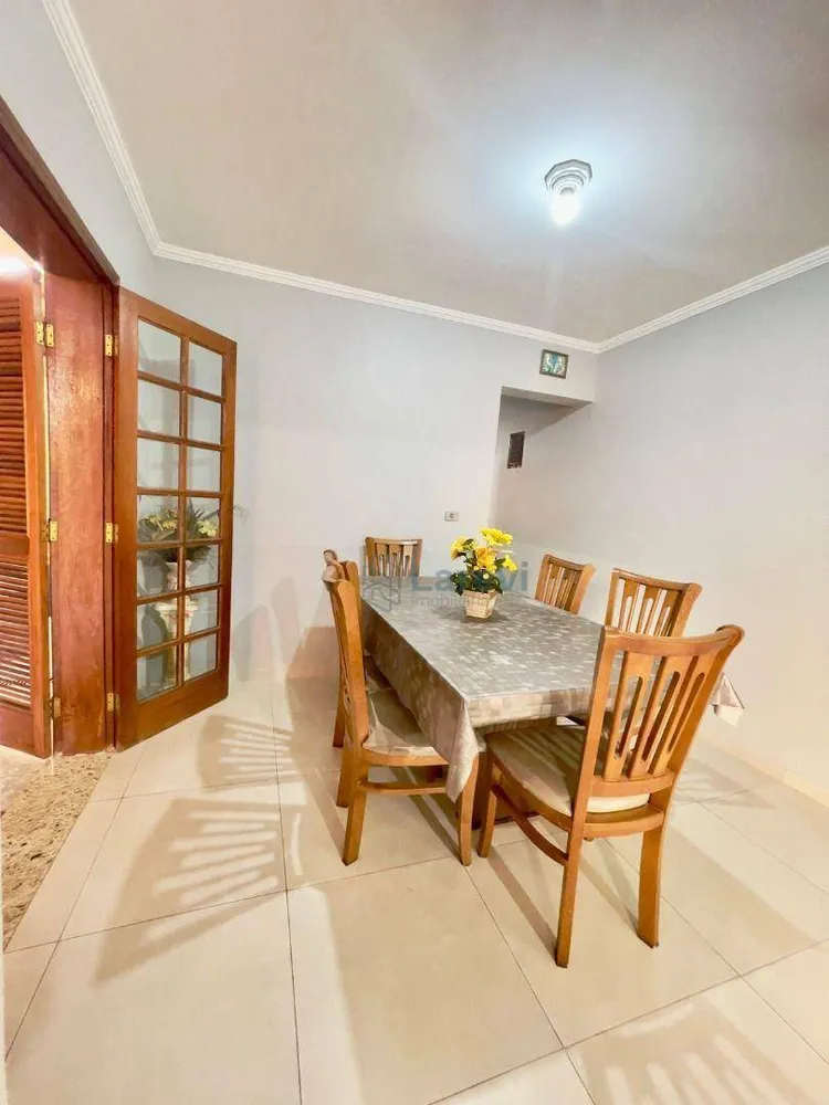 Casa, 3 quartos, 206 m² - Foto 4