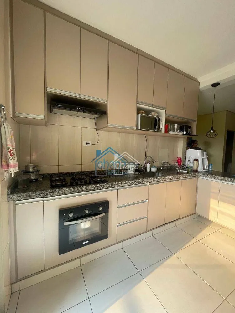 Casa, 3 quartos, 212 m² - Foto 1