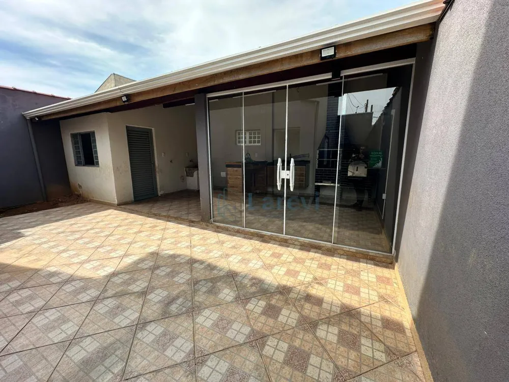 Casa, 3 quartos, 199 m² - Foto 2