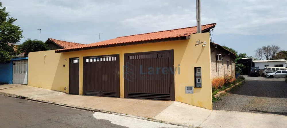 Chácara, 3 quartos, 1000 m² - Foto 1