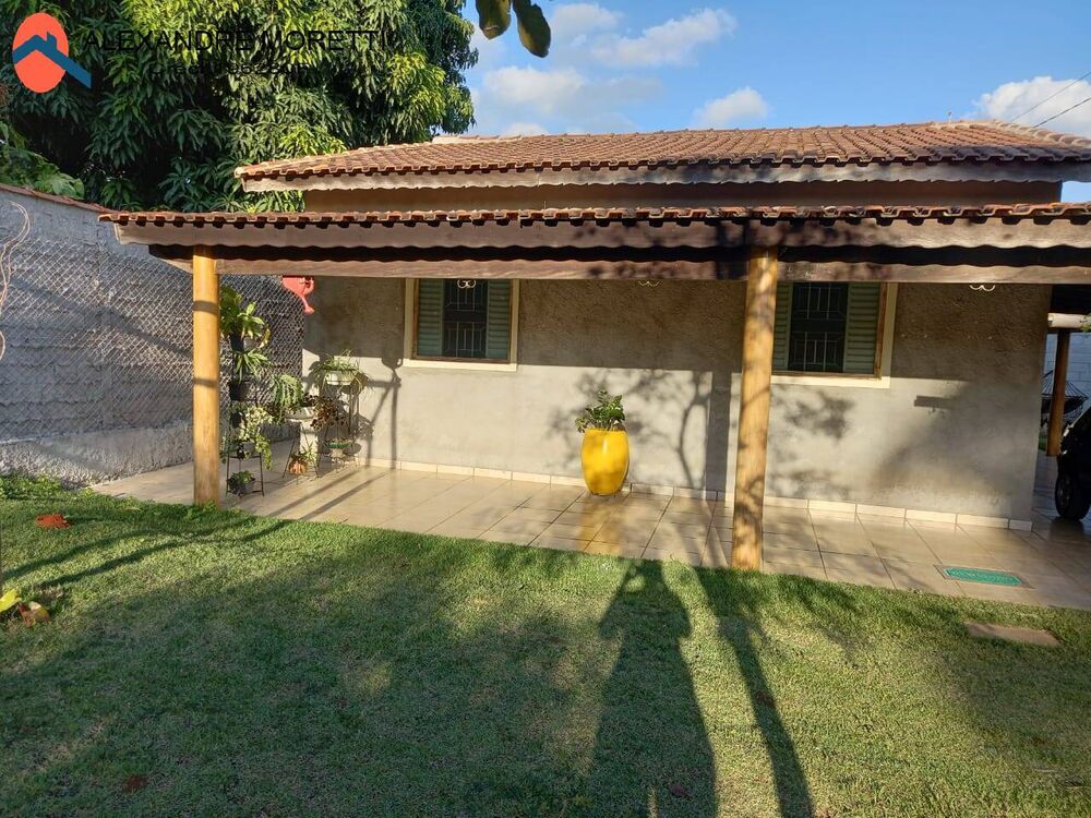 Chácara à venda com 2 quartos, 800m² - Foto 1