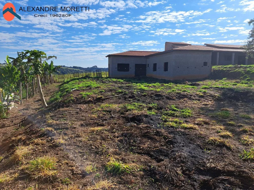 Fazenda à venda com 2 quartos, 100m² - Foto 1