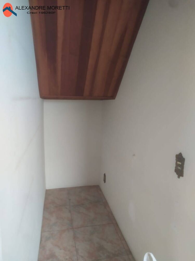 Casa para alugar com 3 quartos, 200m² - Foto 6