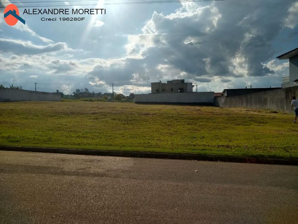 Terreno à venda, 1000m² - Foto 1