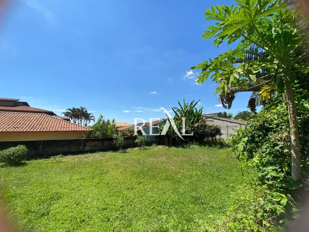 Casa à venda com 5 quartos, 250m² - Foto 4