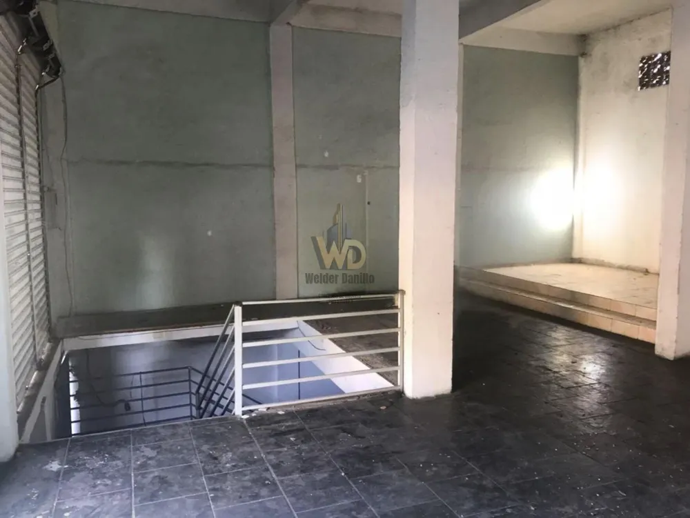 Prédio Inteiro, 200 m² - Foto 1