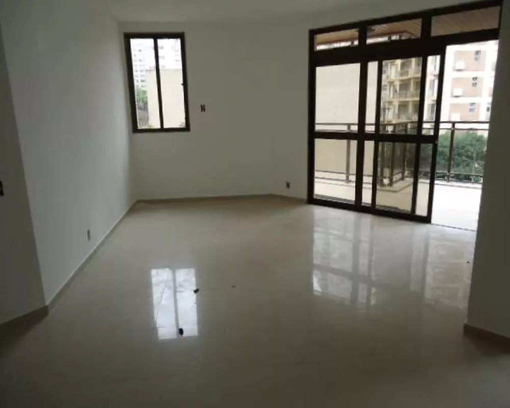 Apartamento, 3 quartos, 158 m² - Foto 1