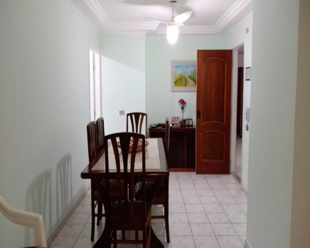 Apartamento à venda com 3 quartos, 145m² - Foto 1