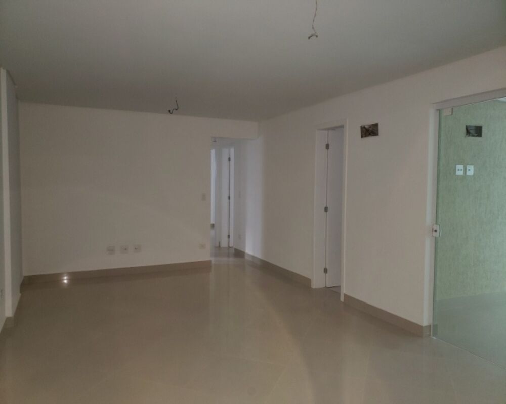 Apartamento, 3 quartos, 132 m² - Foto 2