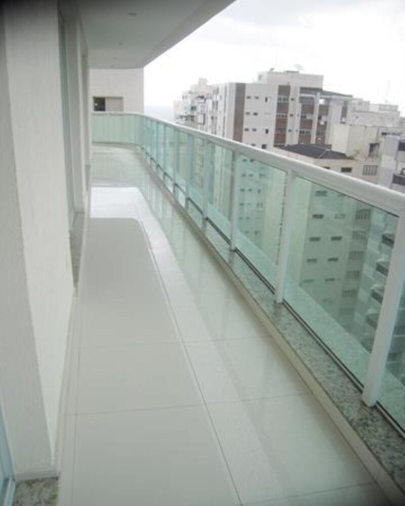 Apartamento, 3 quartos, 216 m² - Foto 2