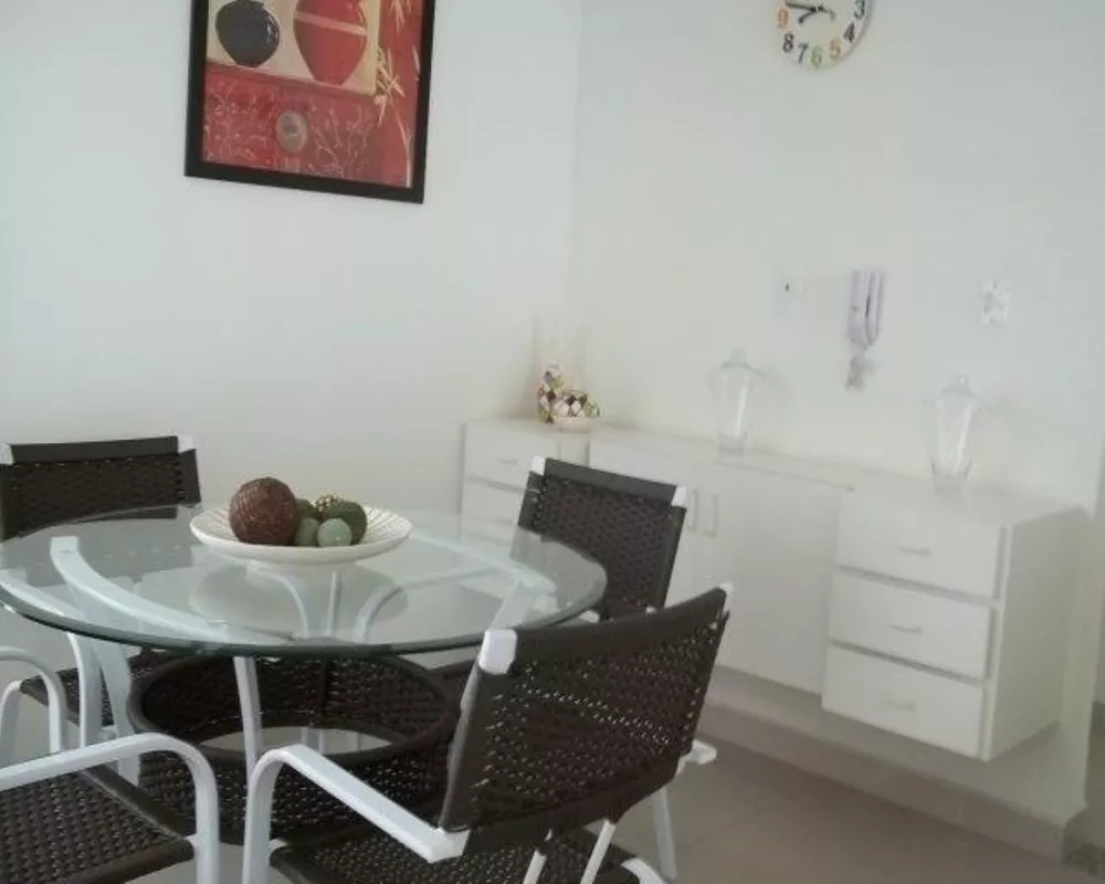 Apartamento à venda com 3 quartos, 130m² - Foto 2