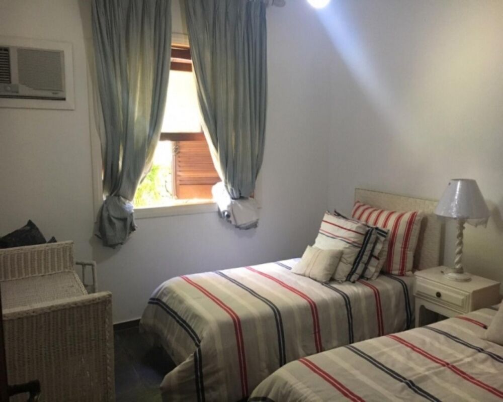 Casa de Condomínio à venda com 5 quartos, 750m² - Foto 2