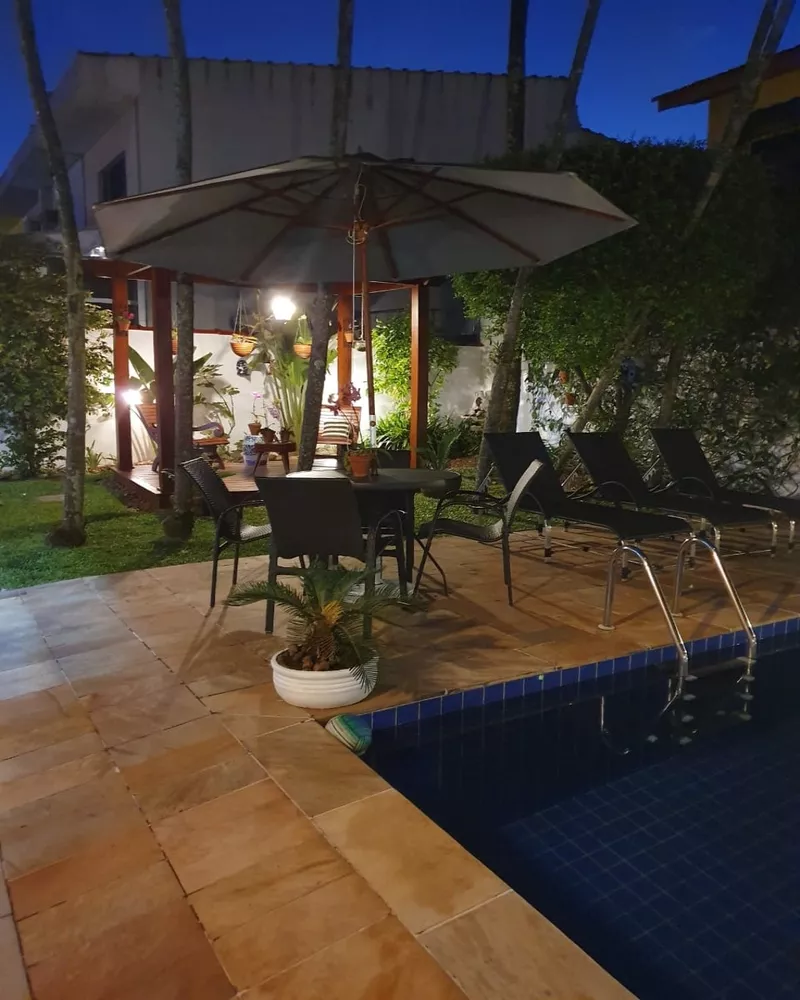 Casa à venda com 4 quartos, 360m² - Foto 16