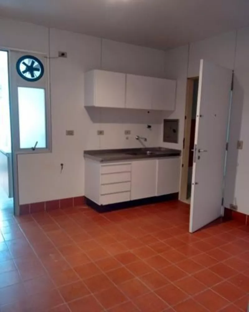 Apartamento à venda com 3 quartos, 165m² - Foto 4