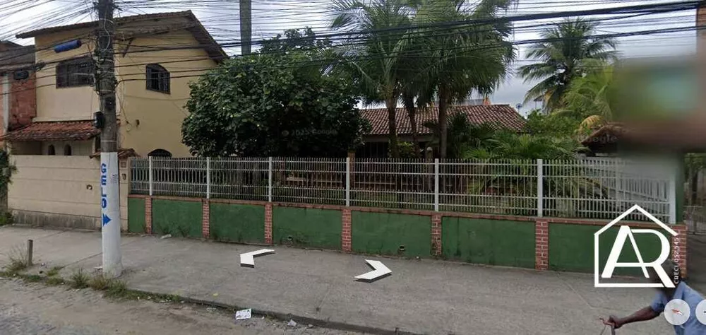 Casa, 3 quartos, 216 m² - Foto 1