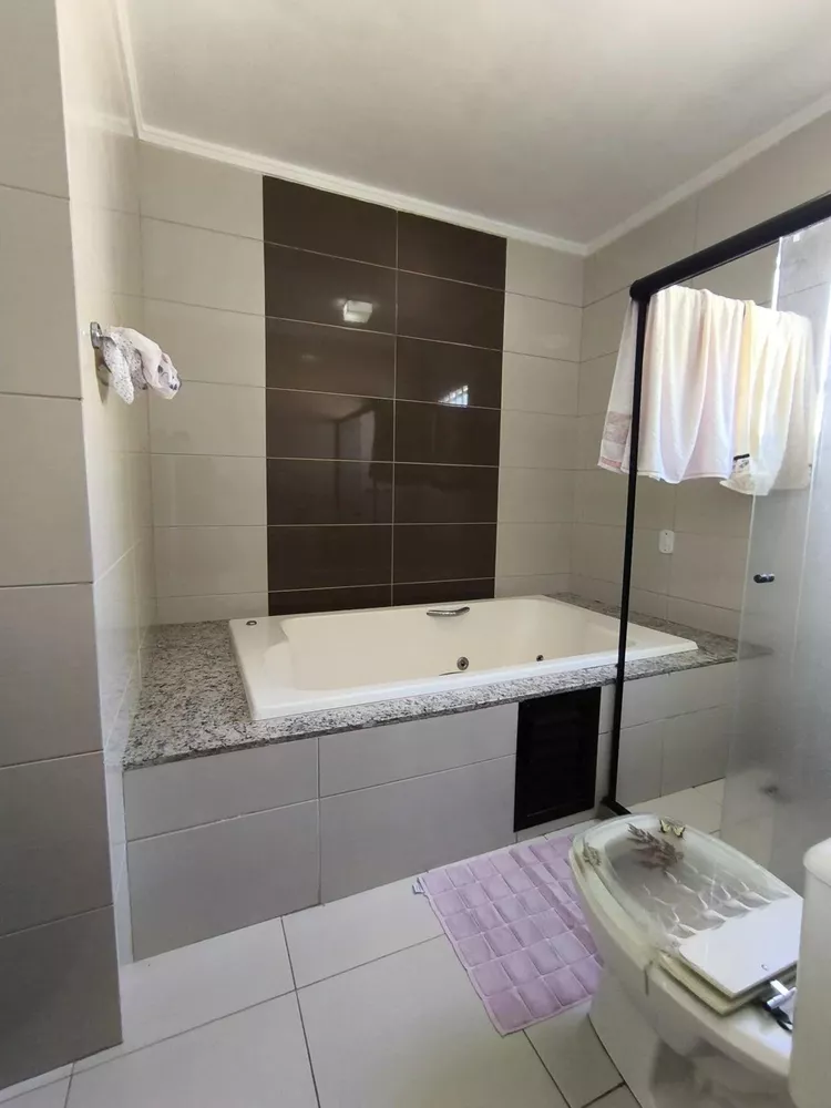 Casa, 3 quartos, 239 m² - Foto 12