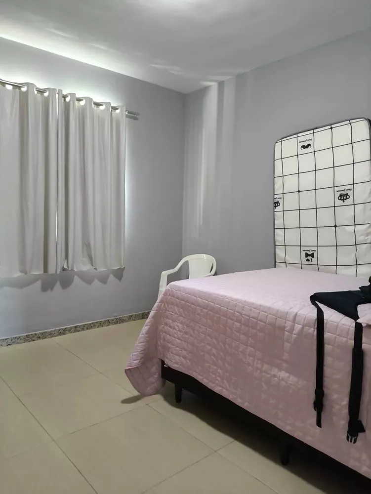 Casa, 3 quartos, 239 m² - Foto 8
