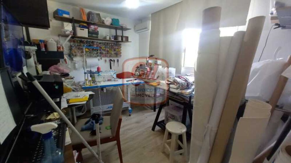 Casa de Condomínio à venda com 4 quartos, 250m² - Foto 4