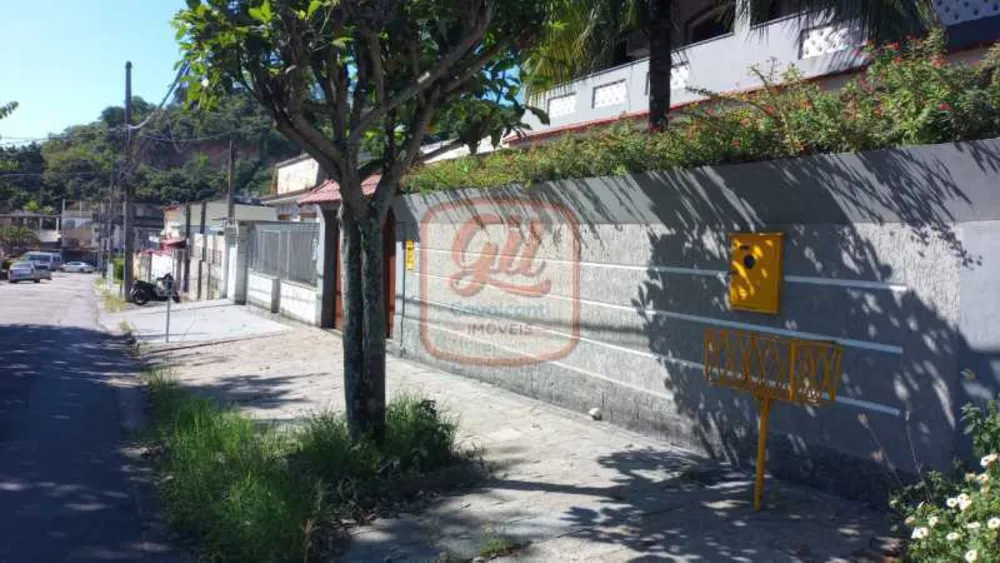 Casa, 4 quartos, 334 m² - Foto 1