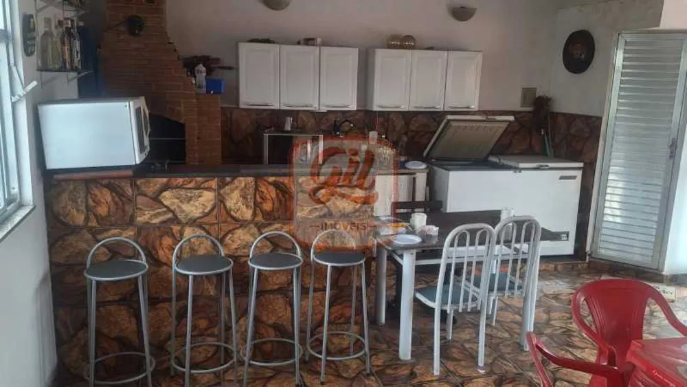 Casa, 3 quartos, 374 m² - Foto 1