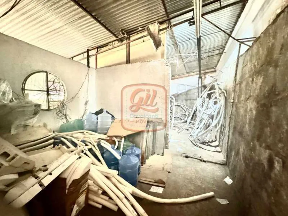 Depósito-Galpão, 243 m² - Foto 1