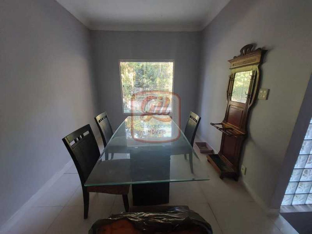 Casa, 3 quartos, 234 m² - Foto 2