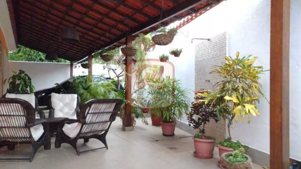 Casa, 4 quartos, 368 m² - Foto 1