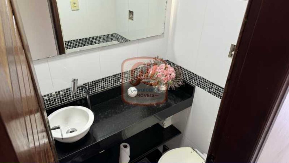 Casa de Condomínio à venda com 4 quartos, 132m² - Foto 3
