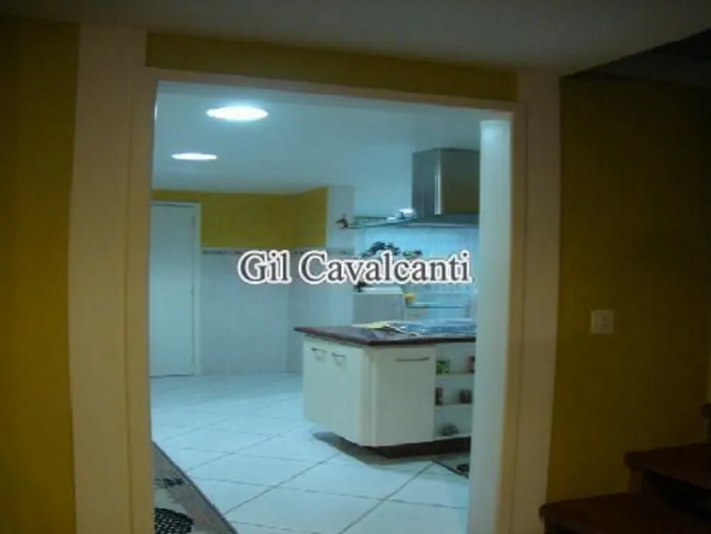 Casa, 4 quartos, 235 m² - Foto 4