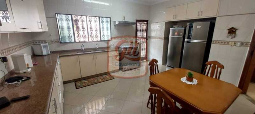 Casa, 4 quartos, 254 m² - Foto 3