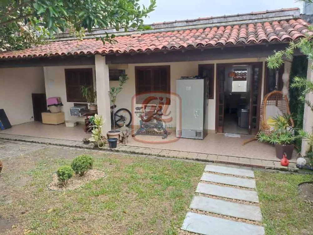 Casa à venda com 2 quartos, 109m² - Foto 2