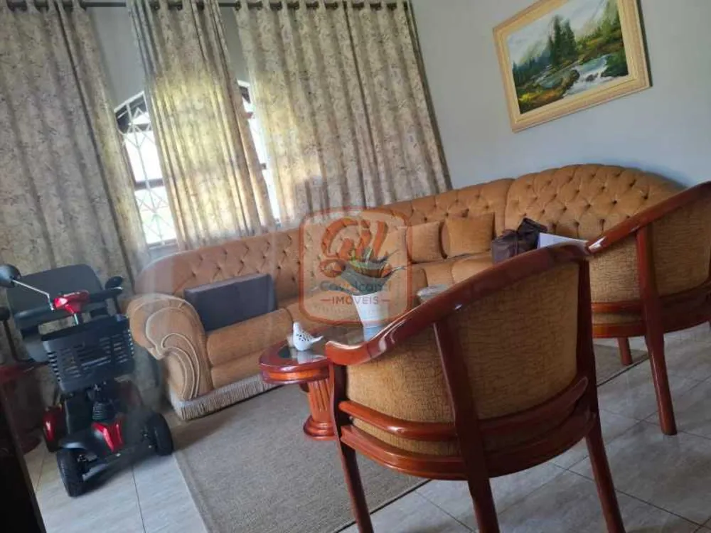Casa, 3 quartos, 252 m² - Foto 1