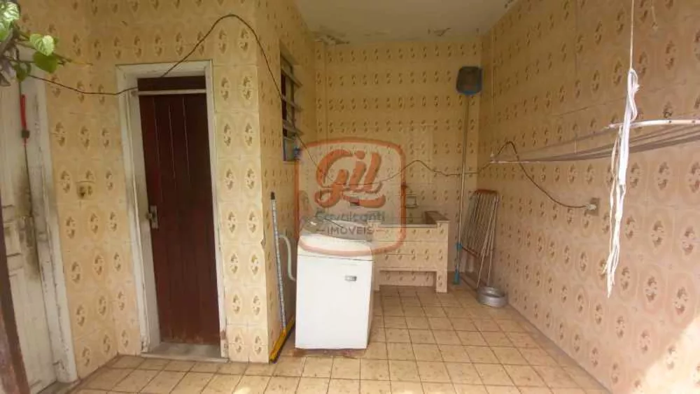 Casa, 3 quartos, 242 m² - Foto 2