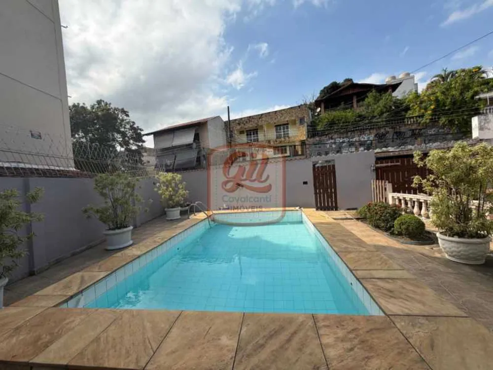 Casa, 6 quartos, 135 m² - Foto 4