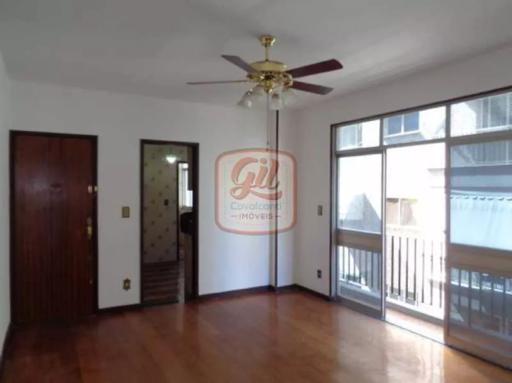 Apartamento à venda com 2 quartos, 68m² - Foto 1