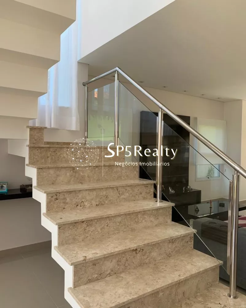 Casa, 6 quartos, 300 m² - Foto 1