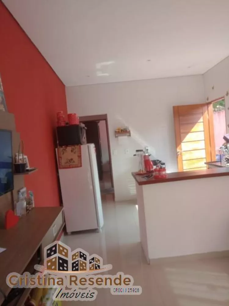 Casa à venda com 1 quarto, 150m² - Foto 3